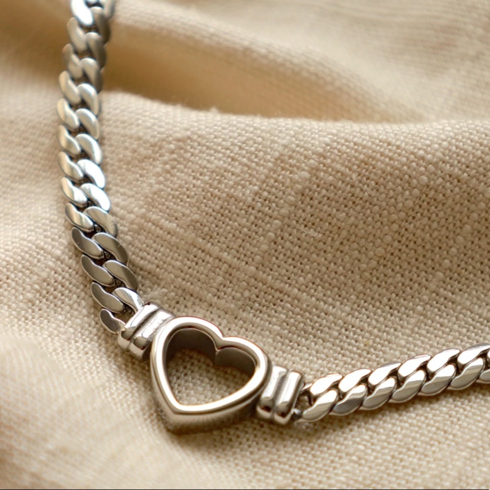 WGP 🤍 heart necklace - Picture 4 of 4